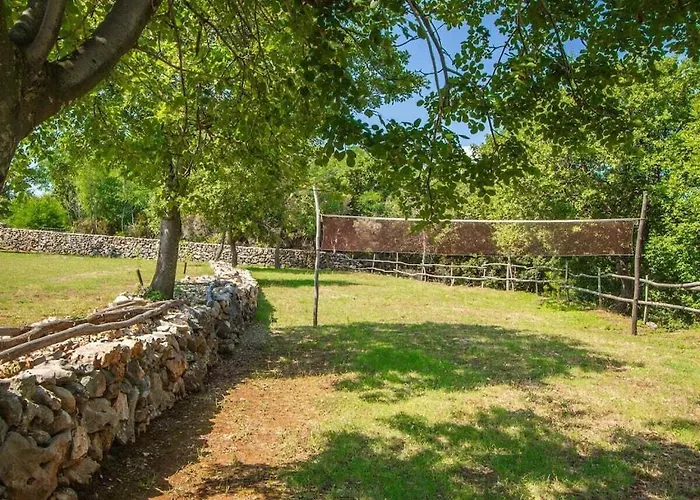 Villa In Vrbnik With Swimming Pool Vrbnik (Primorje-Gorski Kotar)